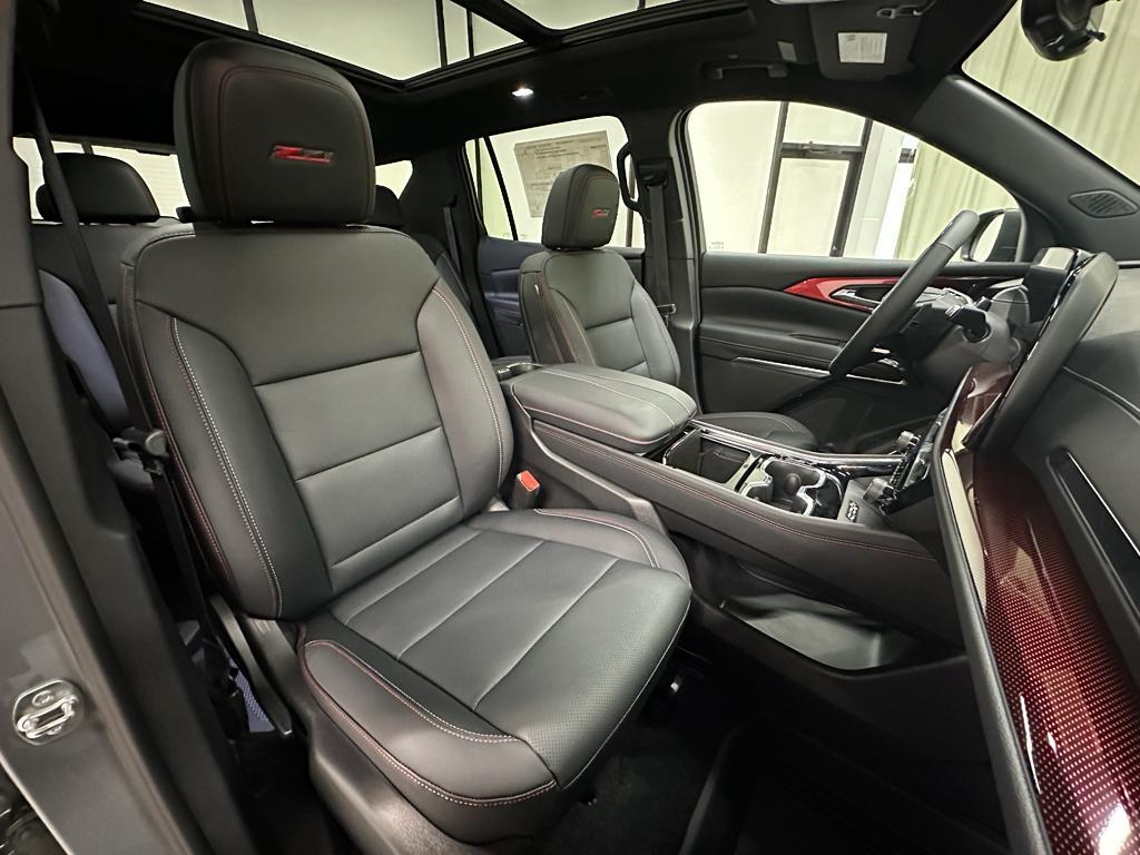 new 2026 Chevrolet Traverse car, priced at $55,565