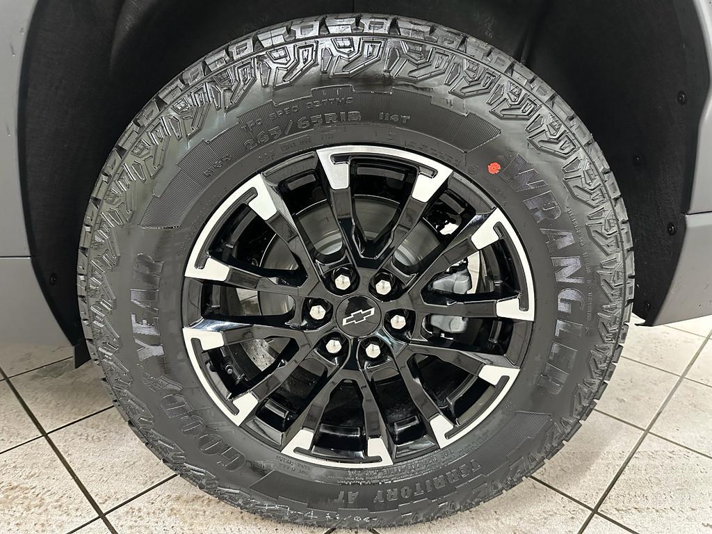 new 2026 Chevrolet Traverse car, priced at $55,565