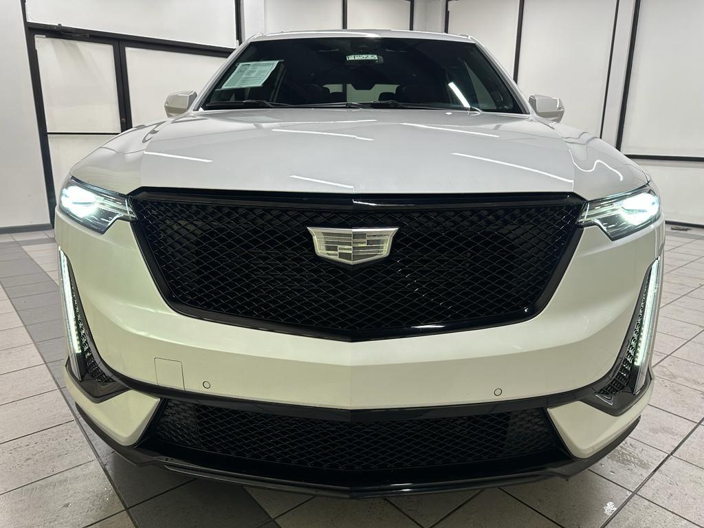 used 2023 Cadillac XT6 car, priced at $42,885