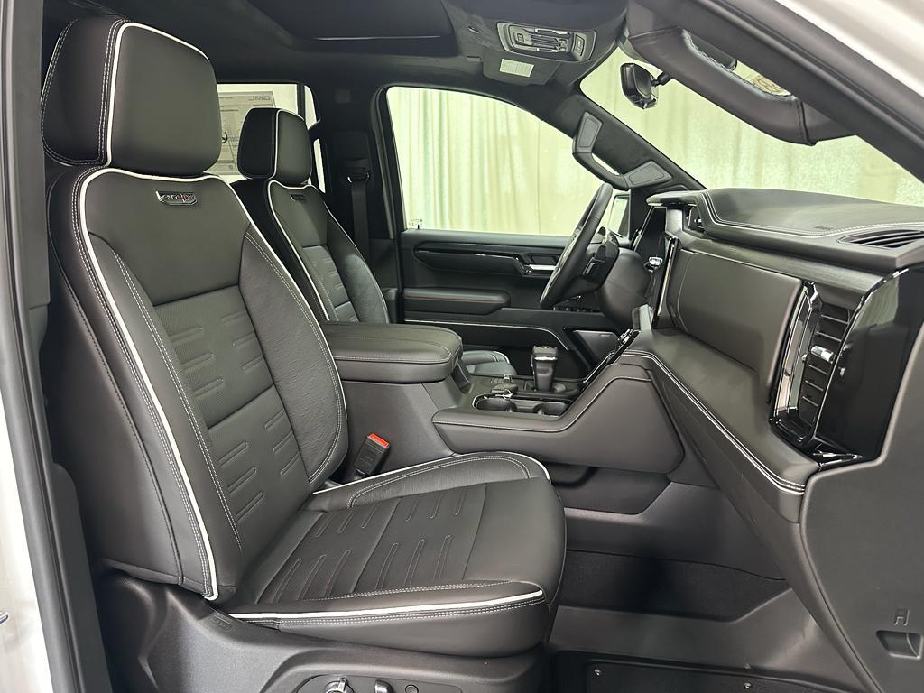 new 2026 GMC Sierra 1500 car, priced at $78,233