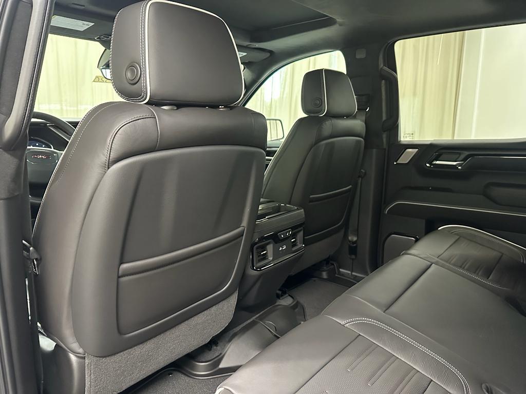 new 2026 GMC Sierra 1500 car, priced at $78,233