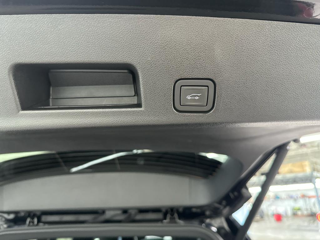 used 2024 GMC Acadia car, priced at $45,885