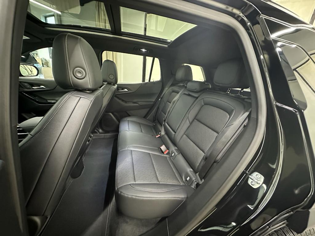 new 2026 Chevrolet Equinox car, priced at $32,703