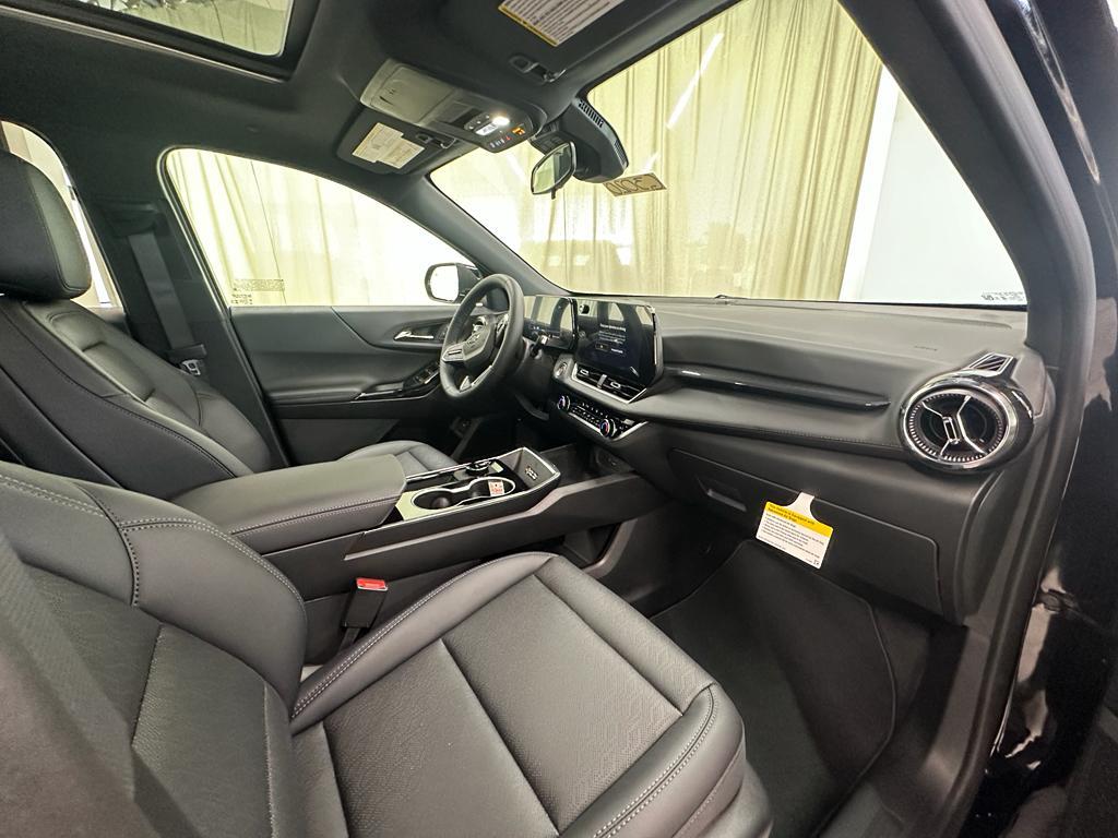 new 2026 Chevrolet Equinox car, priced at $32,703