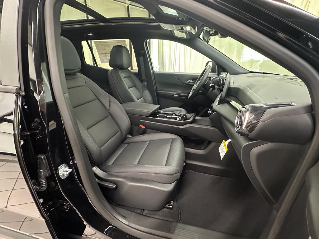 new 2026 Chevrolet Equinox car, priced at $32,703