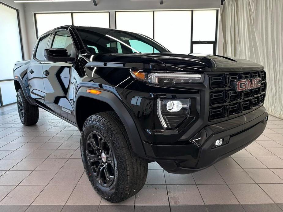 new 2024 GMC Canyon car, priced at $40,124