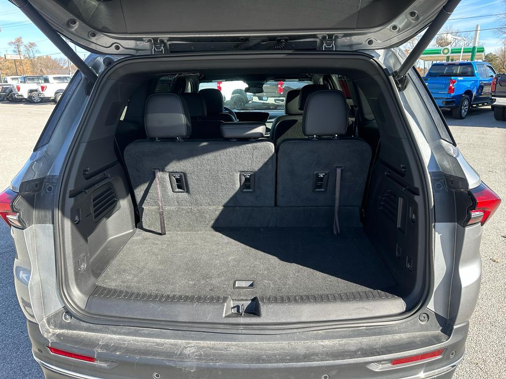 used 2025 Buick Enclave car, priced at $36,885