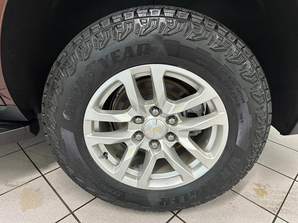 used 2022 Chevrolet Tahoe car, priced at $45,885