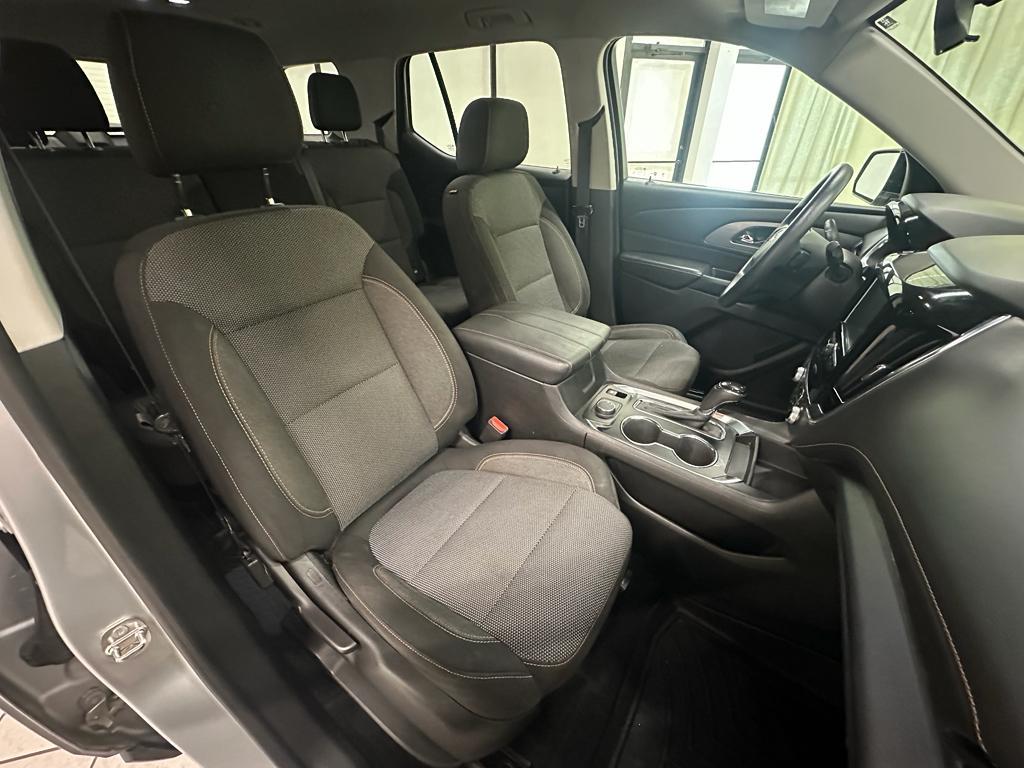 used 2018 Chevrolet Traverse car, priced at $12,984