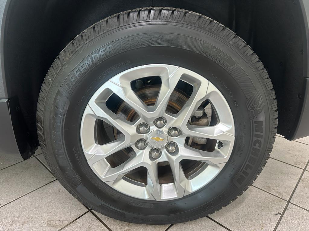 used 2018 Chevrolet Traverse car, priced at $12,984