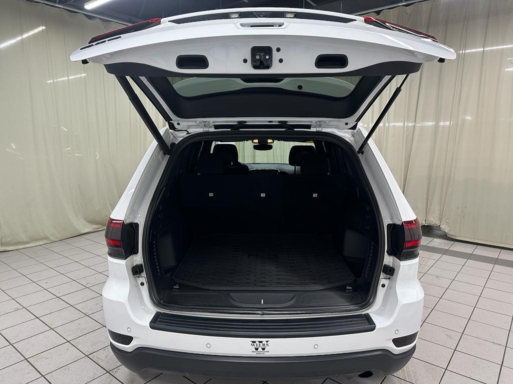 used 2021 Jeep Grand Cherokee car, priced at $23,975