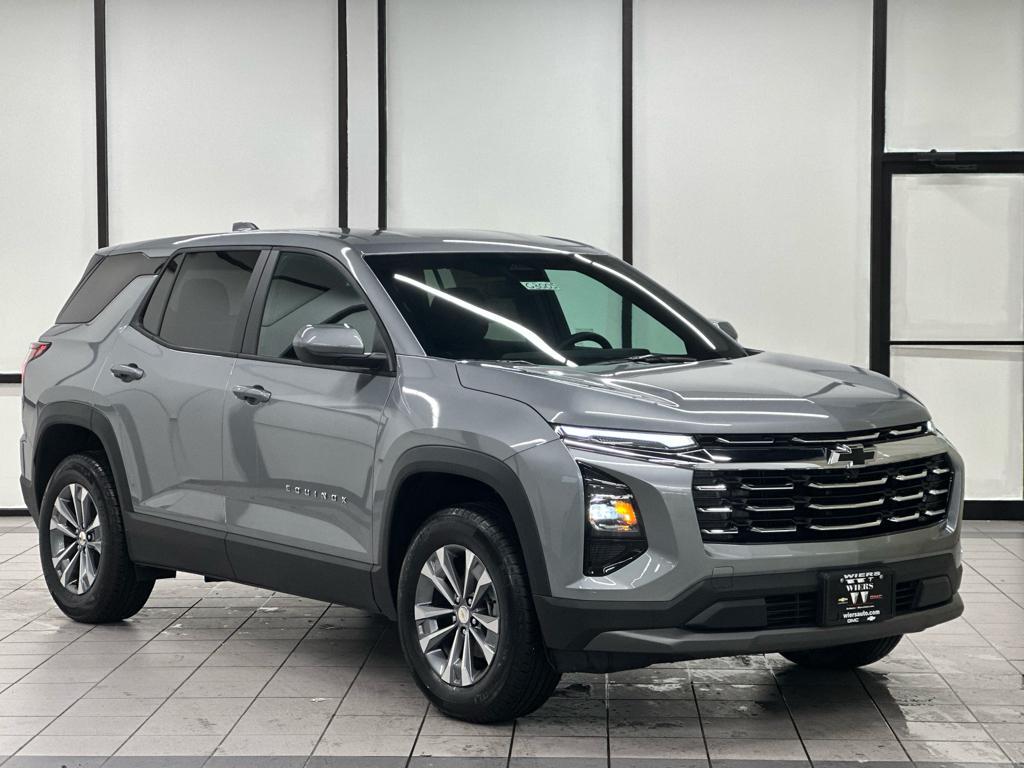 new 2026 Chevrolet Equinox car, priced at $32,303