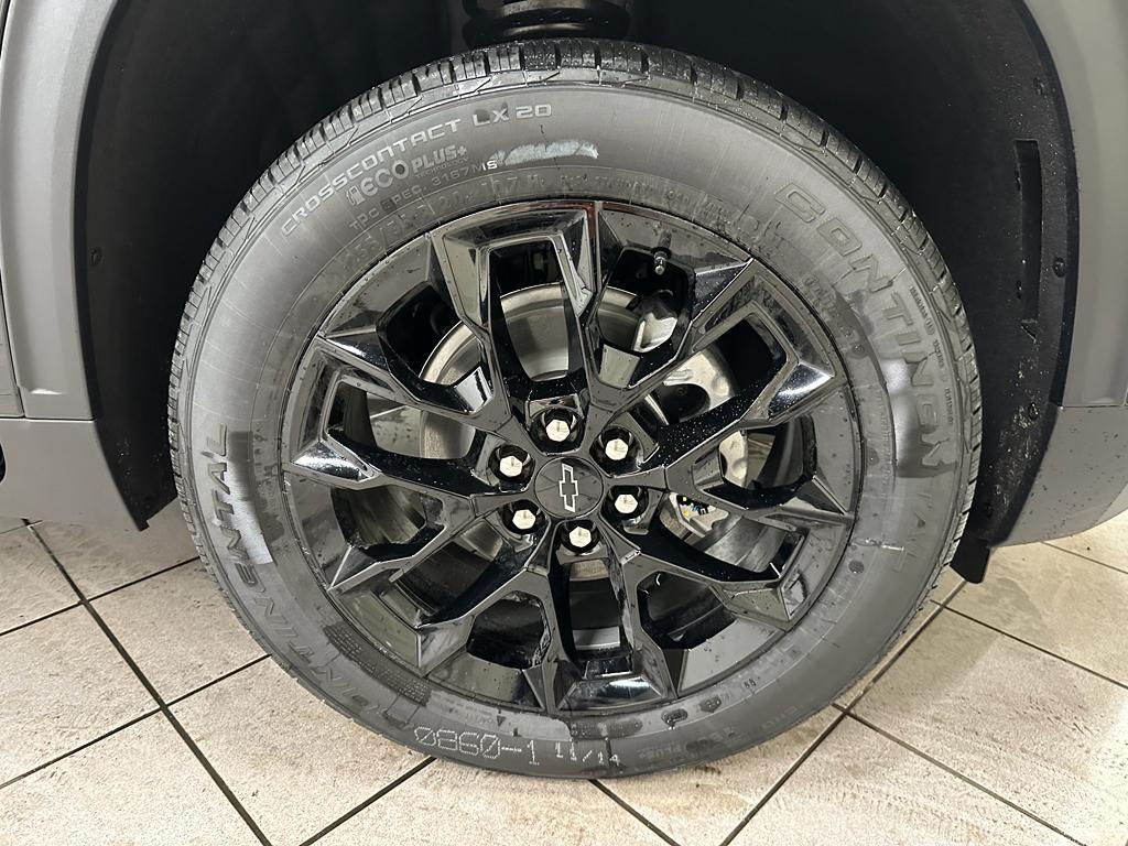 new 2026 Chevrolet Traverse car, priced at $45,317