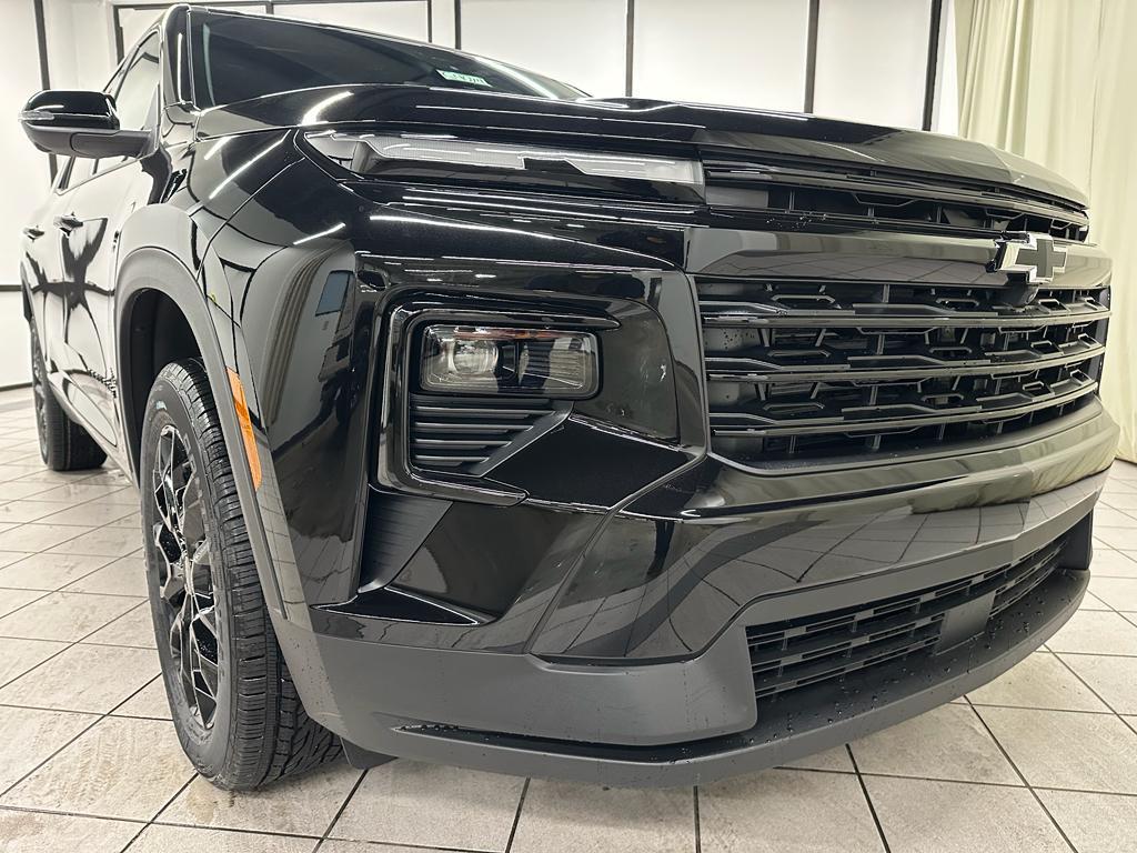 new 2026 Chevrolet Traverse car, priced at $45,317