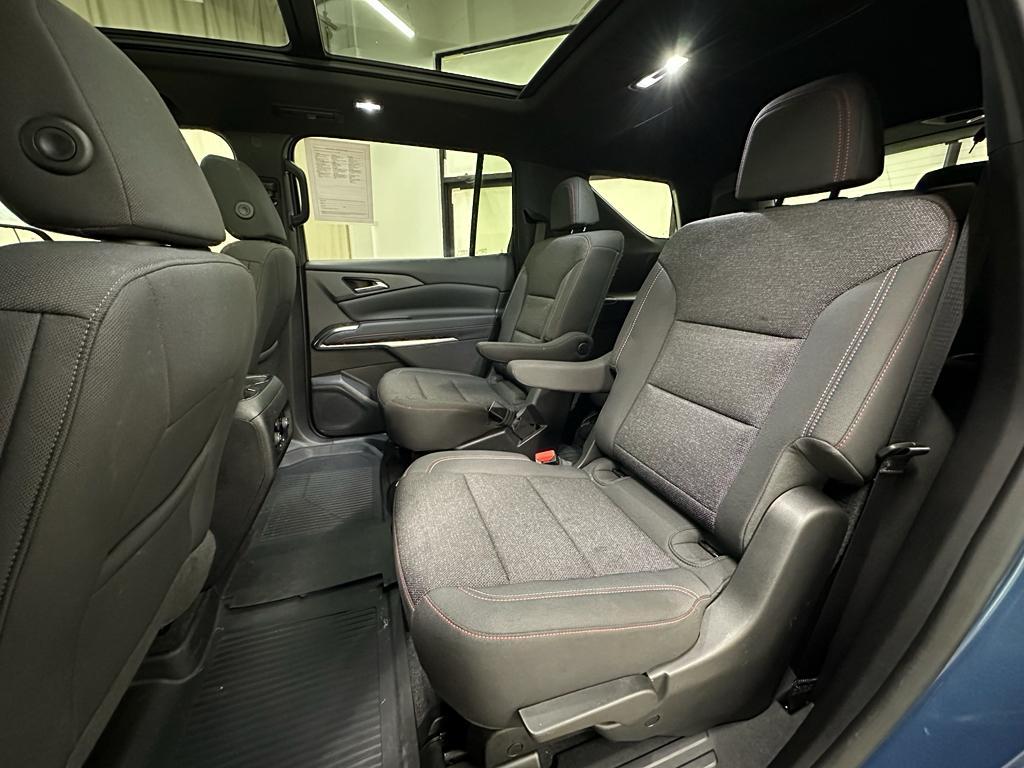 used 2024 Chevrolet Traverse car, priced at $46,885