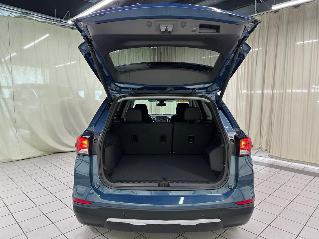 used 2024 Chevrolet Equinox car, priced at $22,988