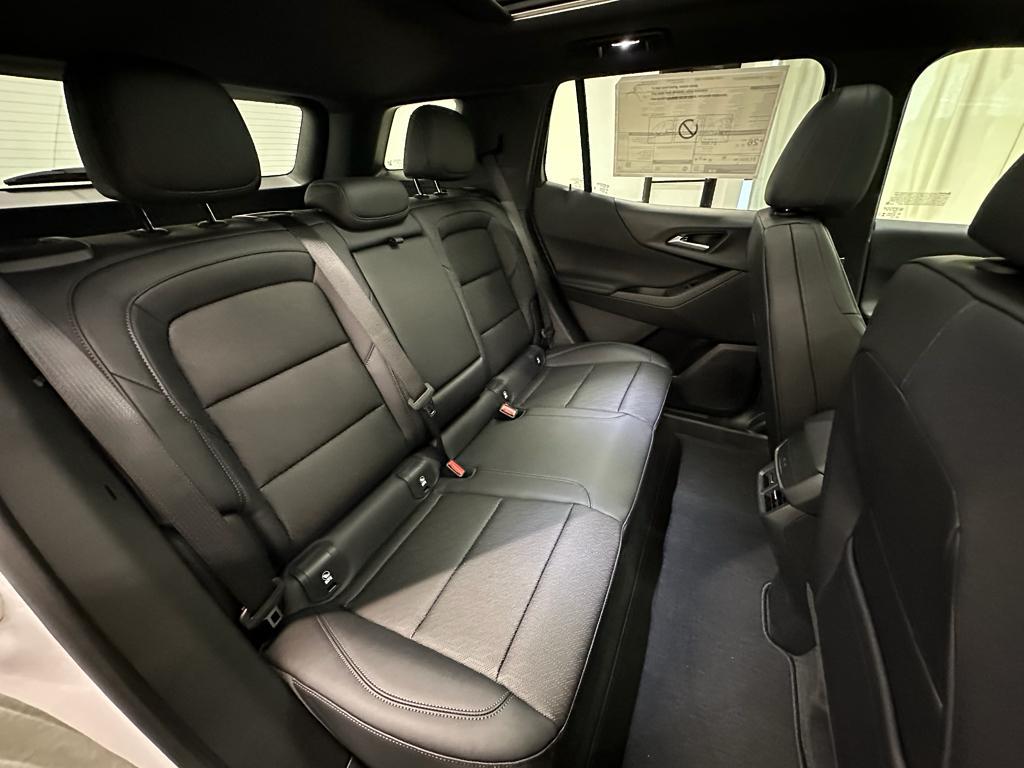 new 2026 Chevrolet Equinox car, priced at $34,551