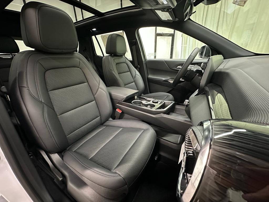 new 2026 Chevrolet Equinox car, priced at $34,551