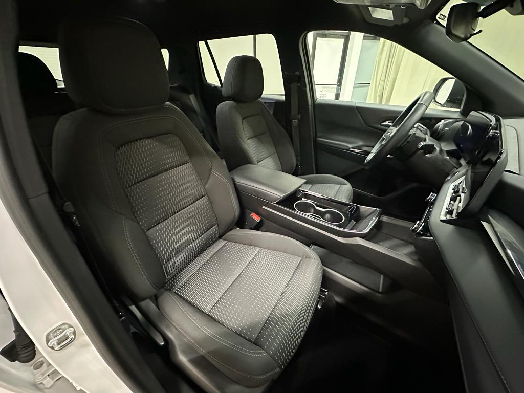 used 2025 Chevrolet Equinox car, priced at $24,788