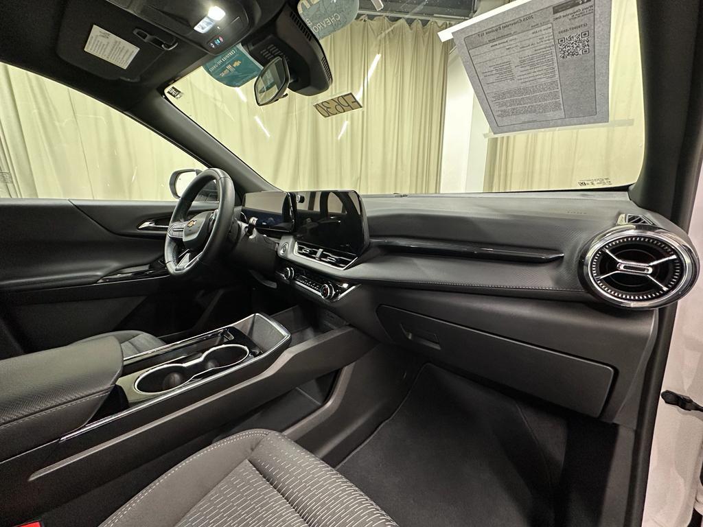 used 2025 Chevrolet Equinox car, priced at $24,788