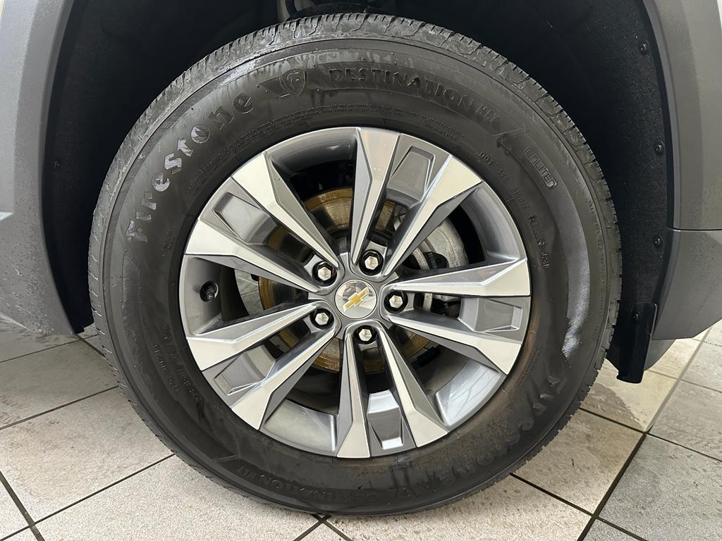 used 2025 Chevrolet Equinox car, priced at $24,788