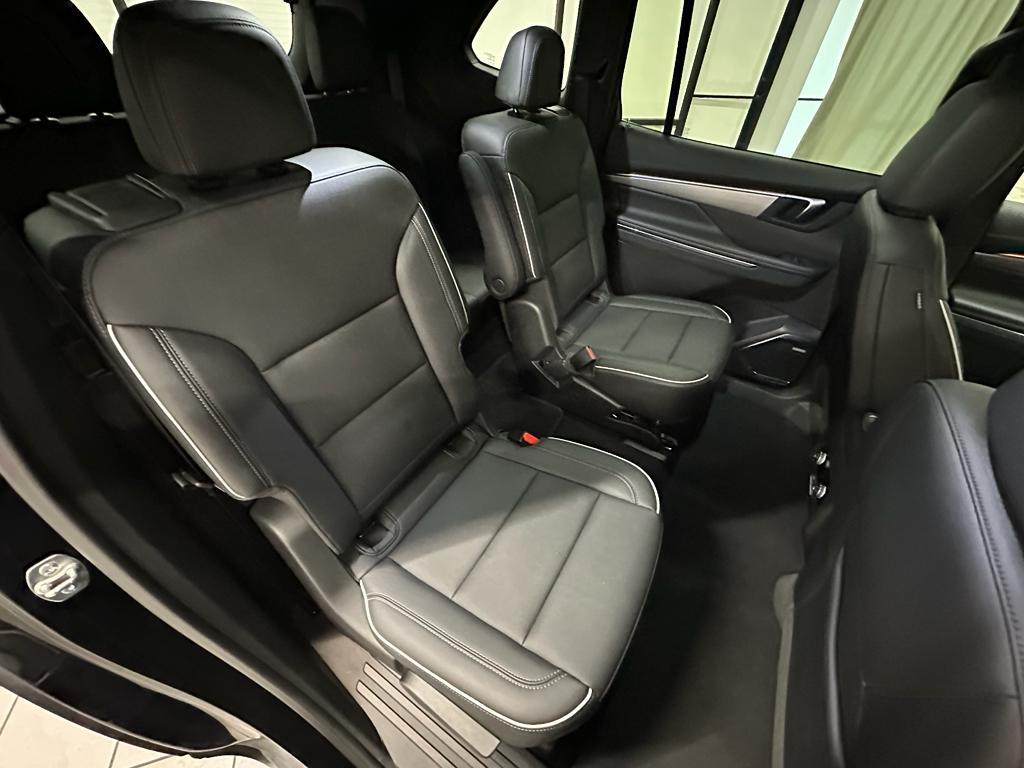 used 2025 Buick Enclave car, priced at $36,885