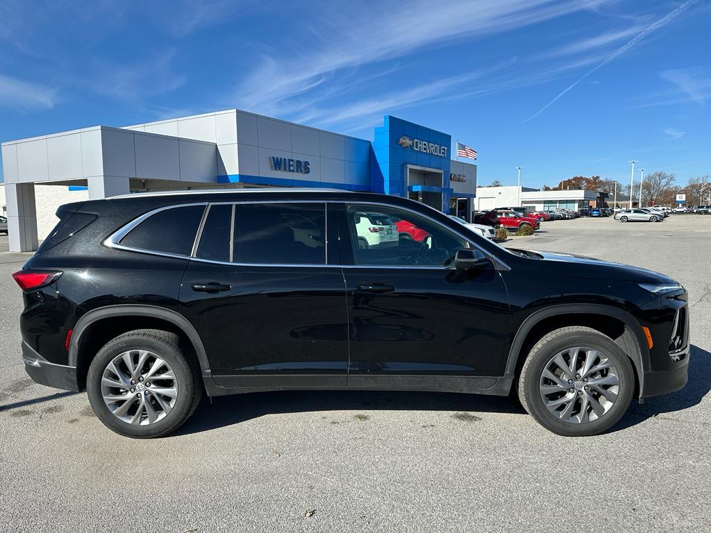 used 2025 Buick Enclave car, priced at $36,885