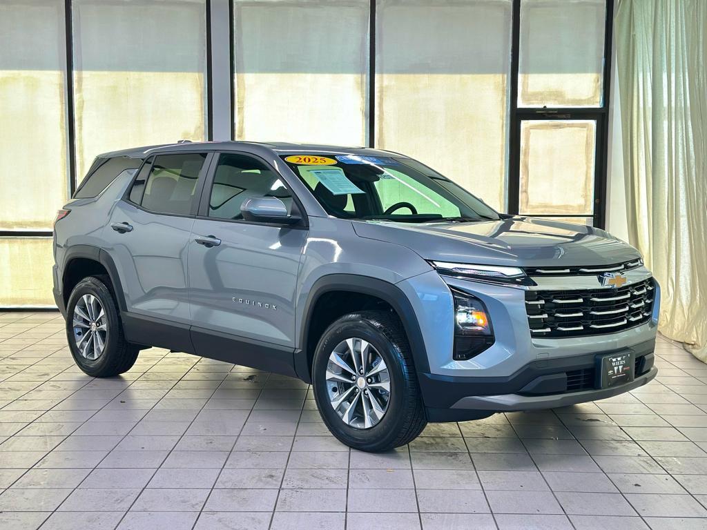 used 2025 Chevrolet Equinox car, priced at $27,588