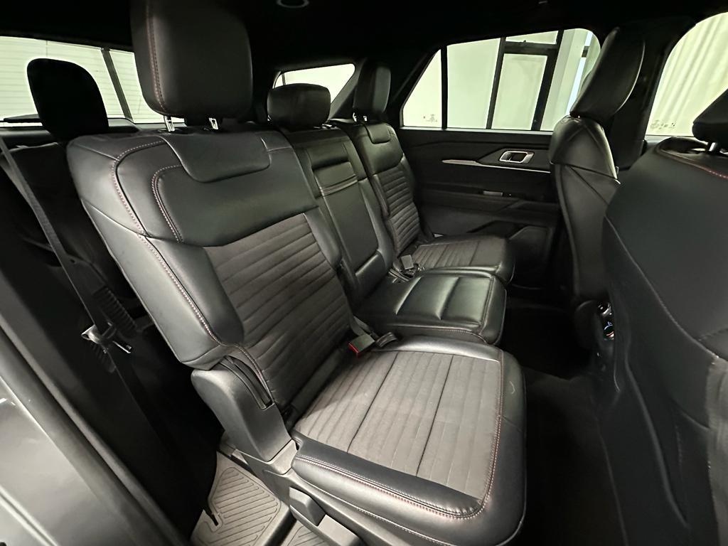 used 2025 Ford Explorer car, priced at $40,886