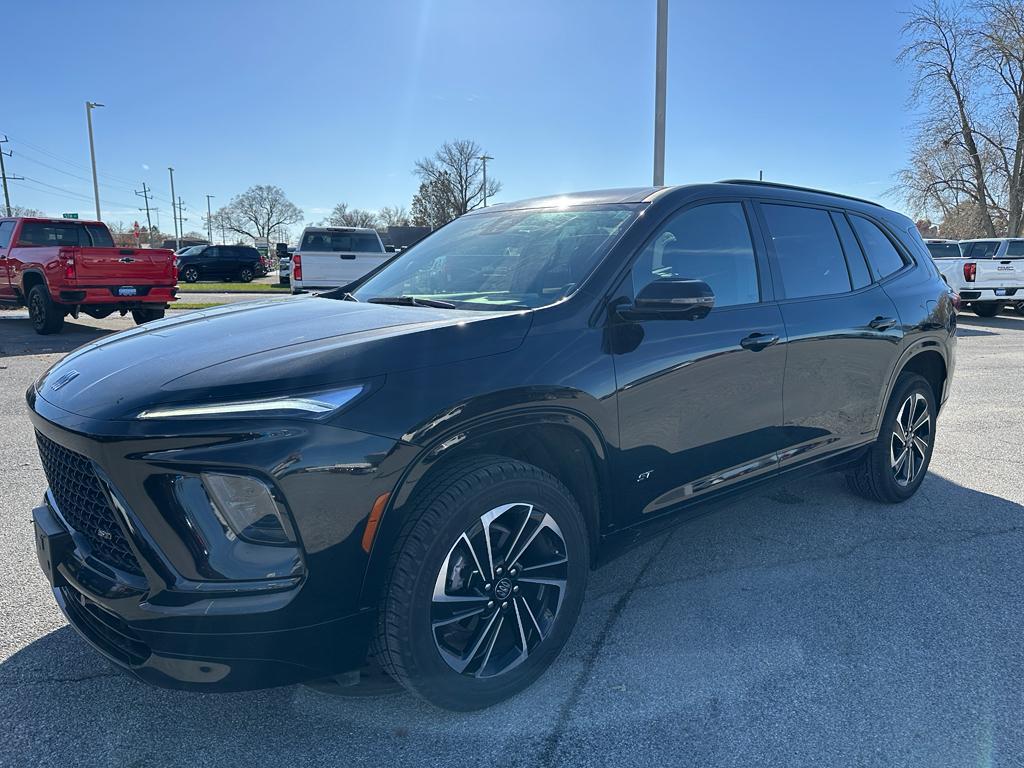 used 2025 Buick Enclave car, priced at $41,588