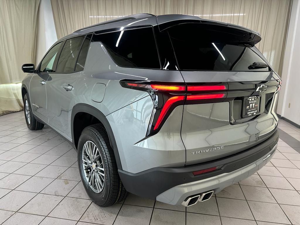 new 2025 Chevrolet Traverse car, priced at $42,187
