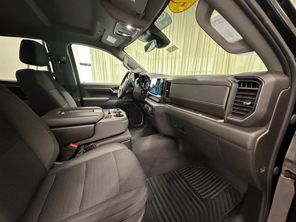 used 2022 Chevrolet Silverado 1500 car, priced at $34,885