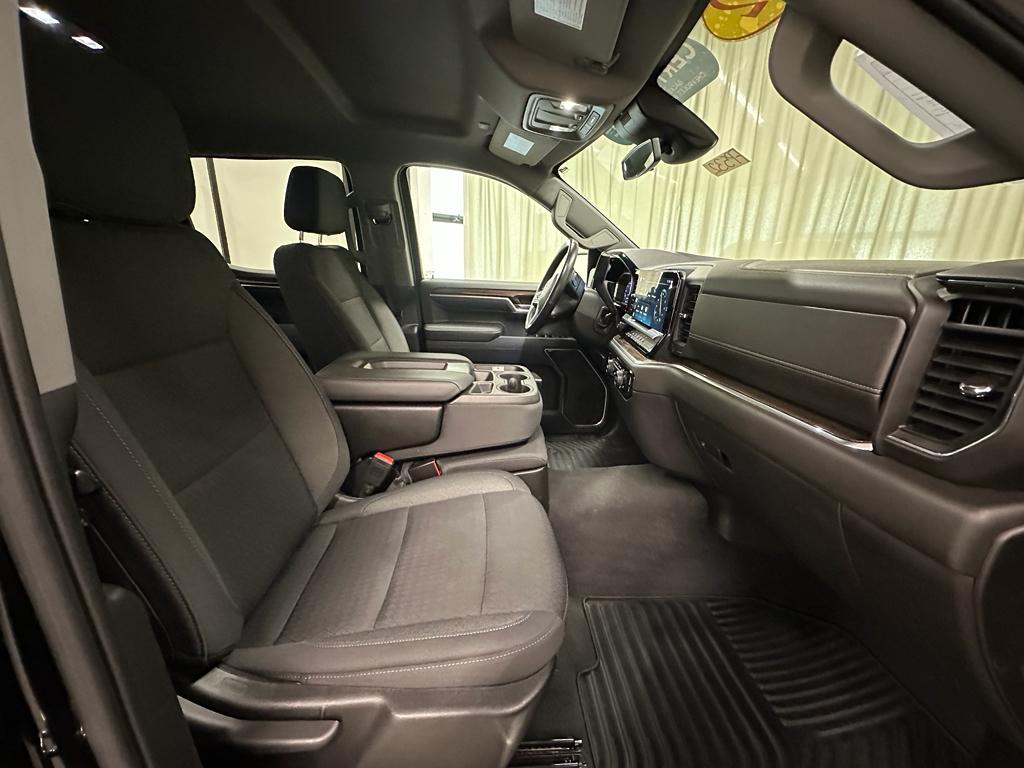used 2022 Chevrolet Silverado 1500 car, priced at $34,885