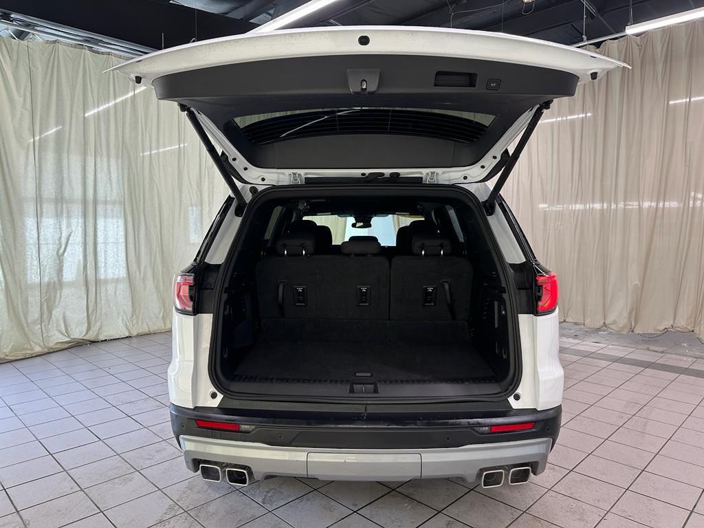 used 2025 GMC Acadia car, priced at $36,885