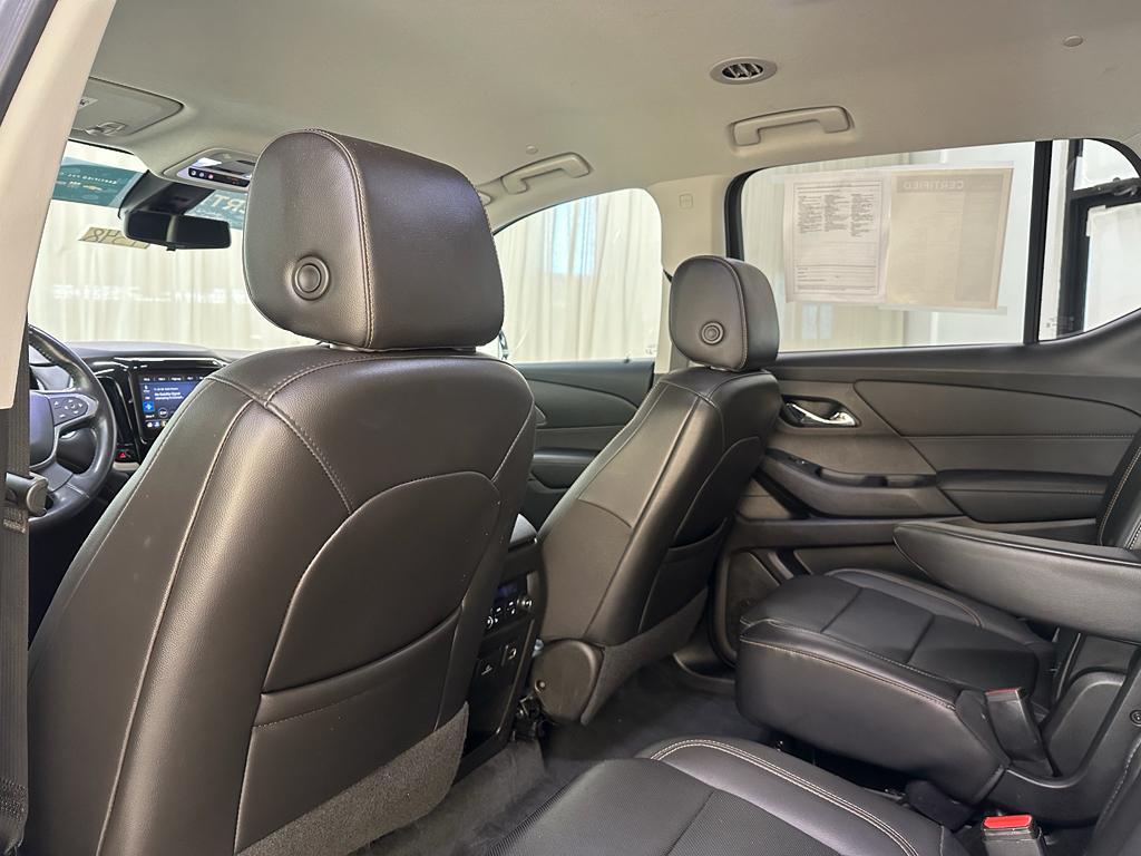 used 2021 Chevrolet Traverse car, priced at $30,885