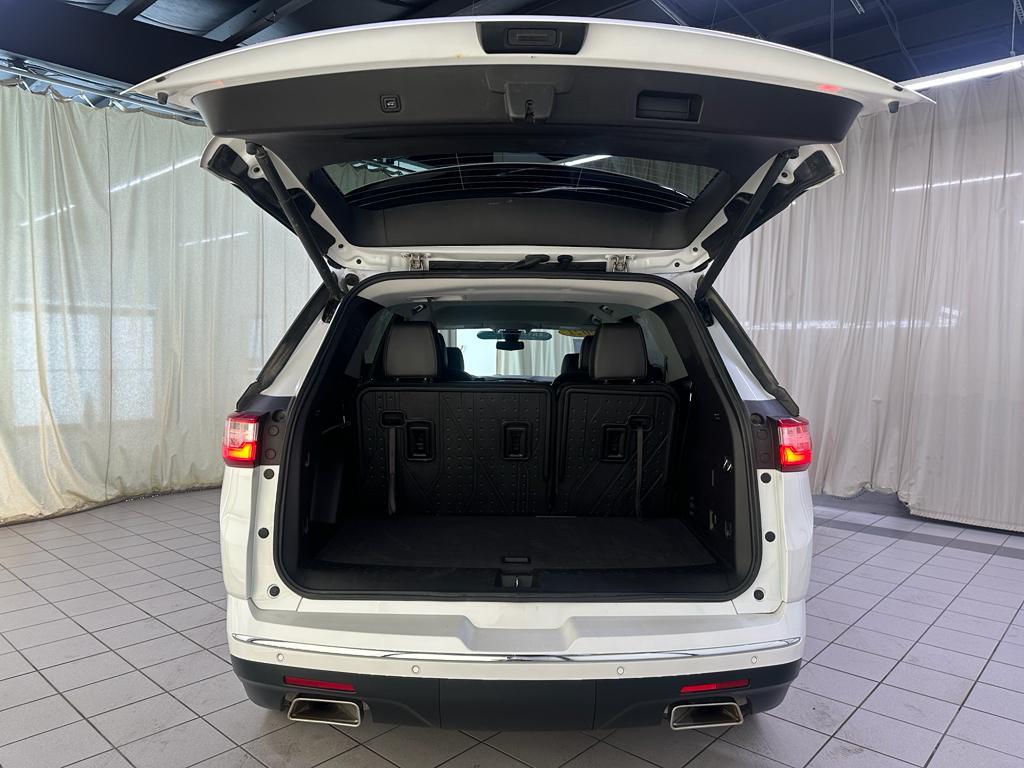 used 2021 Chevrolet Traverse car, priced at $30,885