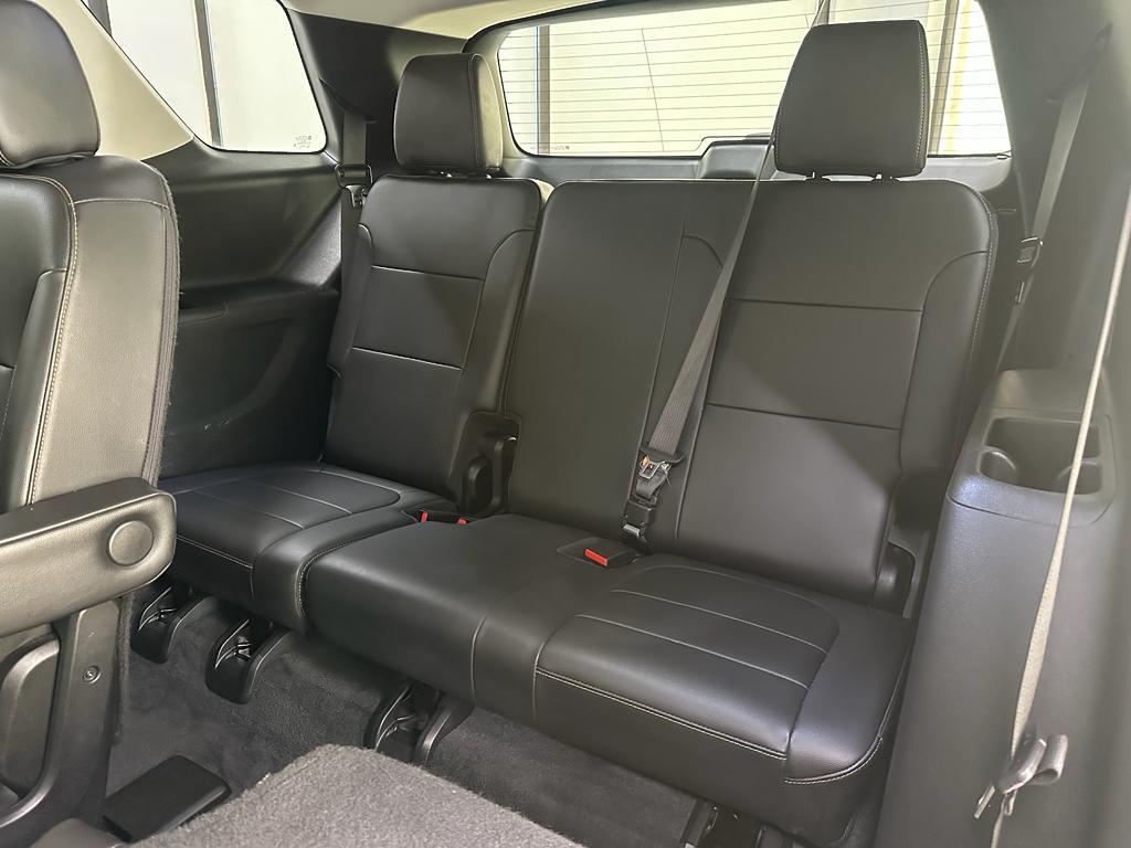 used 2021 Chevrolet Traverse car, priced at $30,885