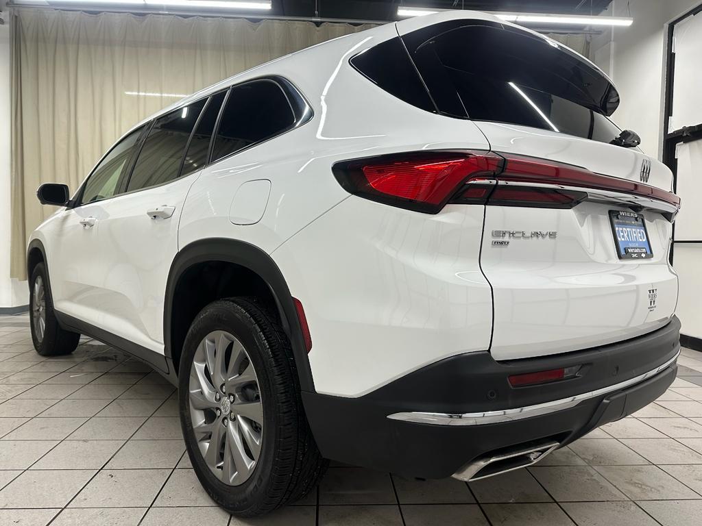 used 2025 Buick Enclave car, priced at $38,522