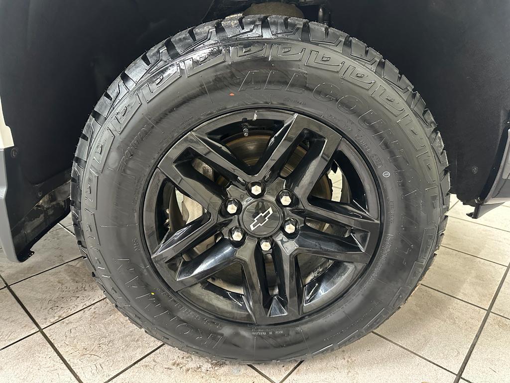 used 2024 Chevrolet Silverado 1500 car, priced at $43,988