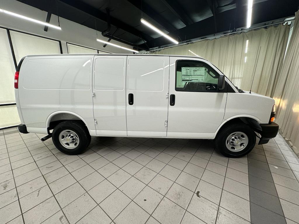 new 2025 Chevrolet Express 2500 car, priced at $40,982