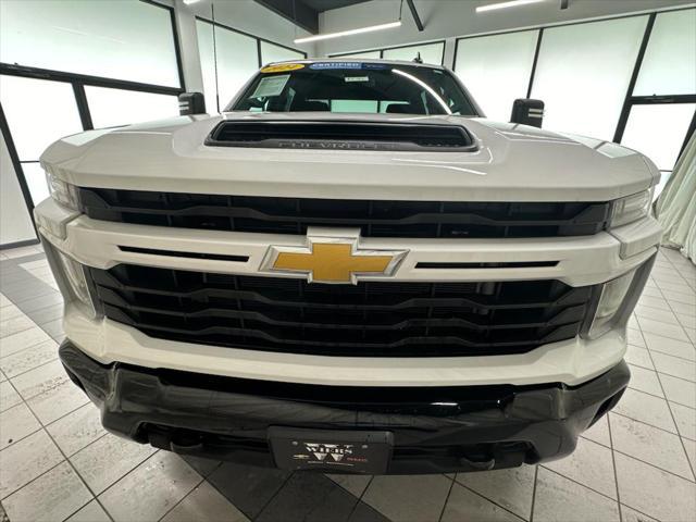 used 2024 Chevrolet Silverado 2500 car, priced at $52,885