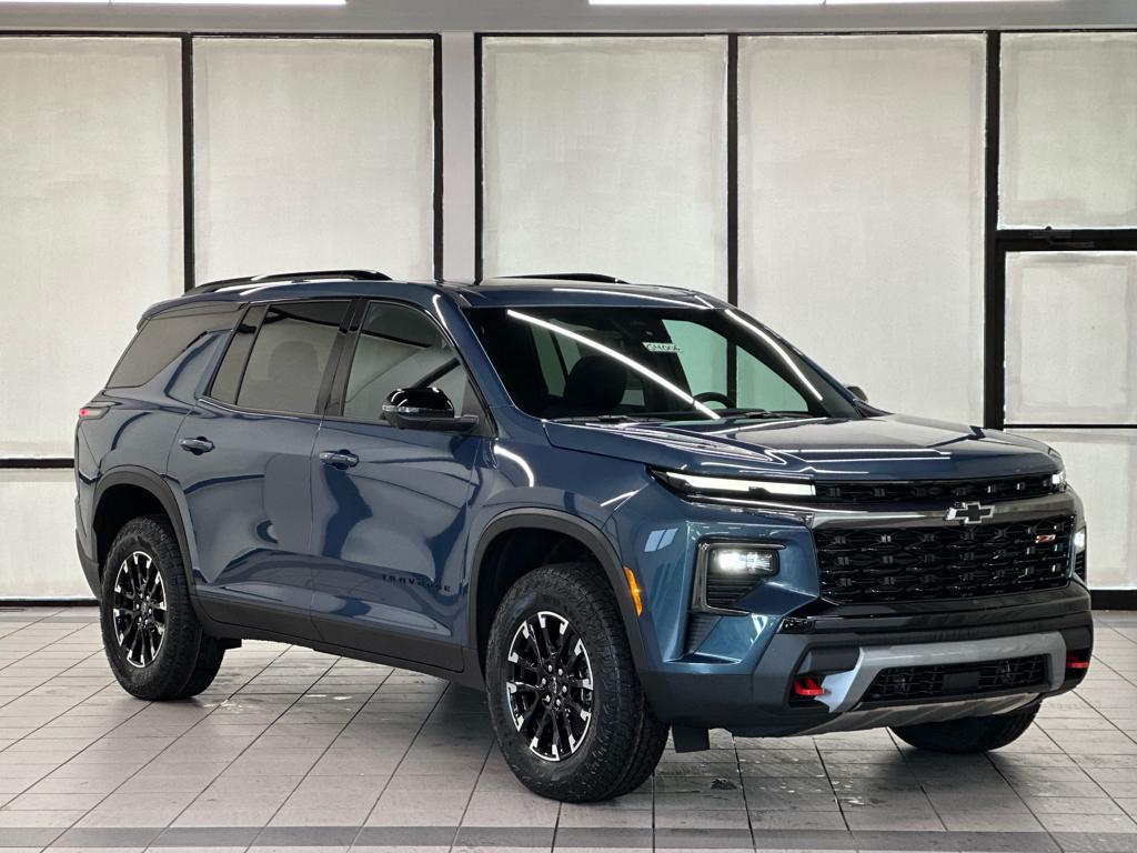 new 2026 Chevrolet Traverse car, priced at $50,101