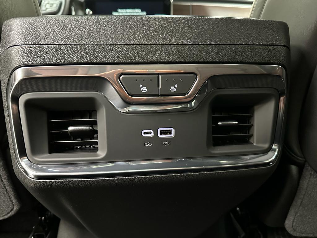 new 2026 GMC Sierra 2500 car, priced at $92,083