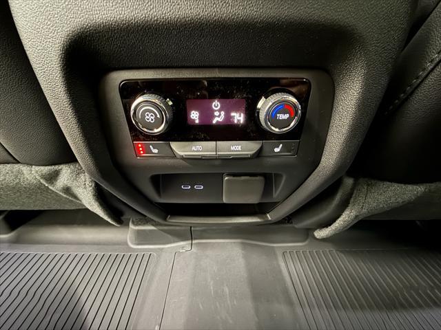 new 2025 Chevrolet Traverse car, priced at $57,374