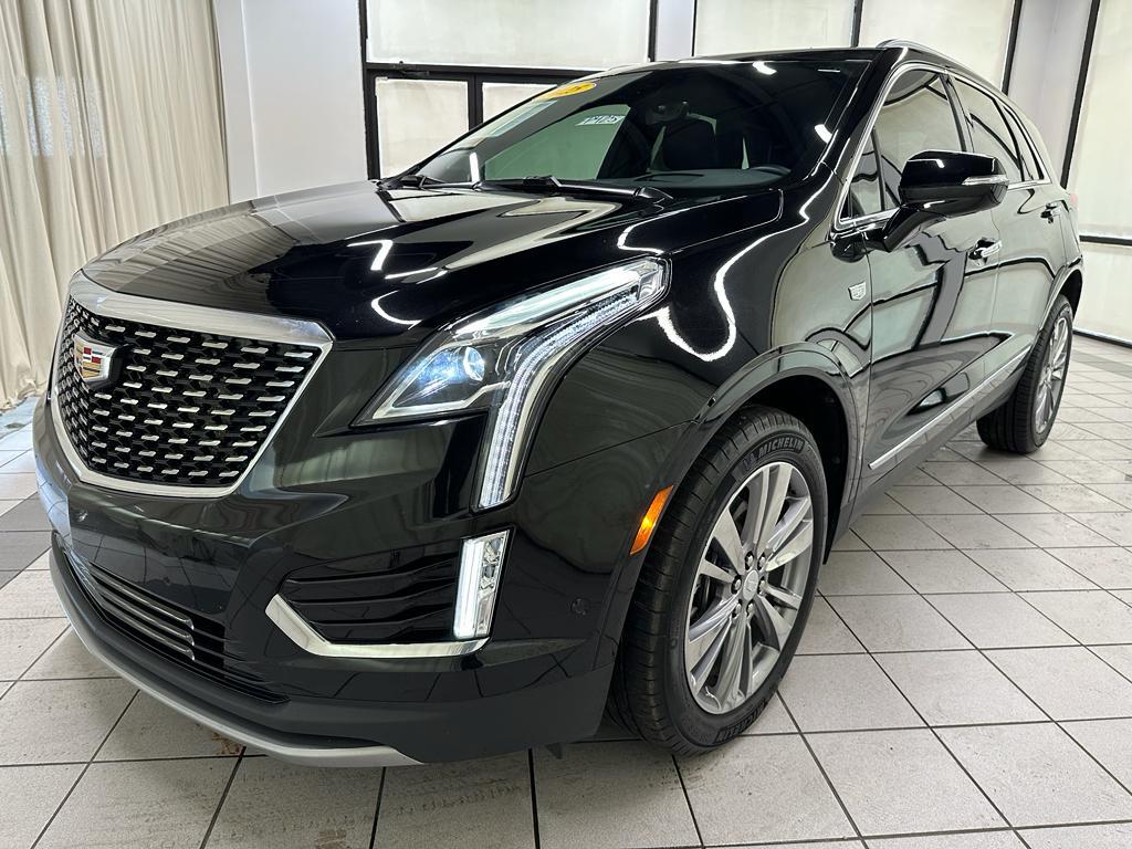 used 2025 Cadillac XT5 car, priced at $43,885