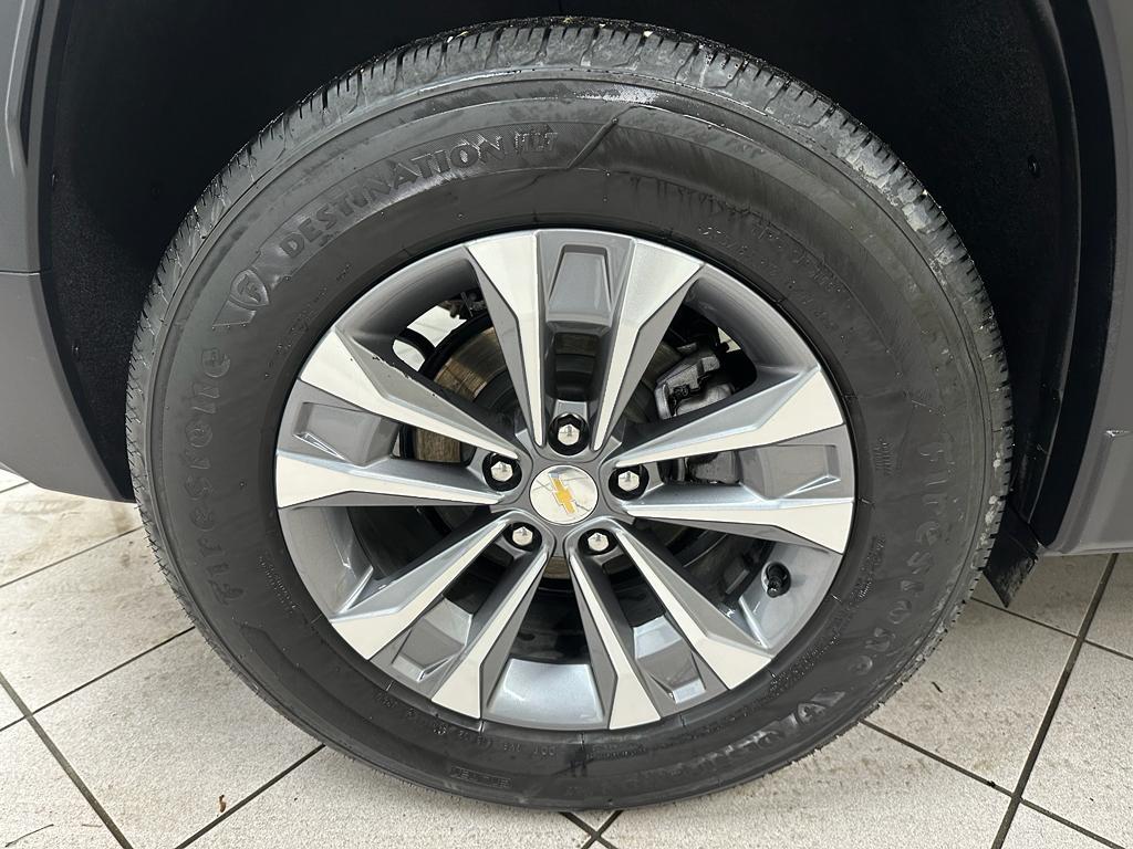 used 2025 Chevrolet Equinox car, priced at $24,788