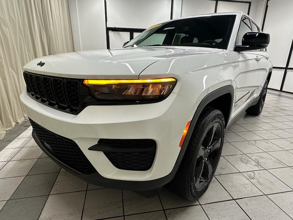 used 2023 Jeep Grand Cherokee car, priced at $32,588