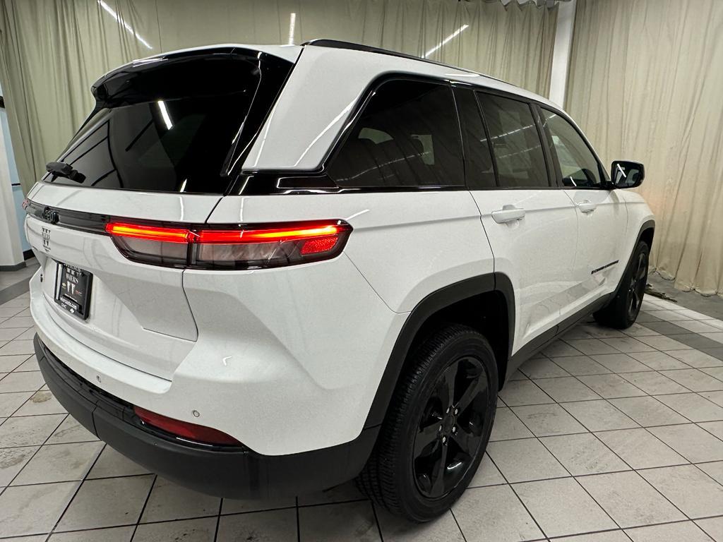used 2023 Jeep Grand Cherokee car, priced at $32,588