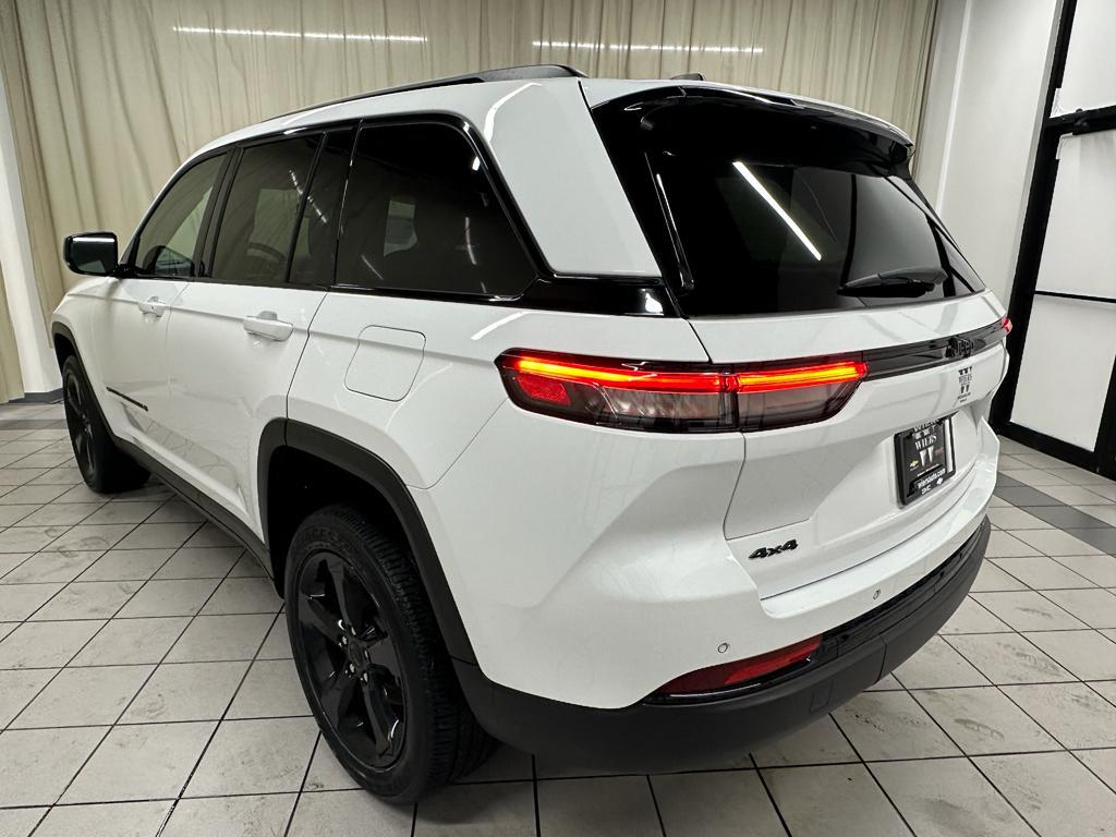 used 2023 Jeep Grand Cherokee car, priced at $32,588