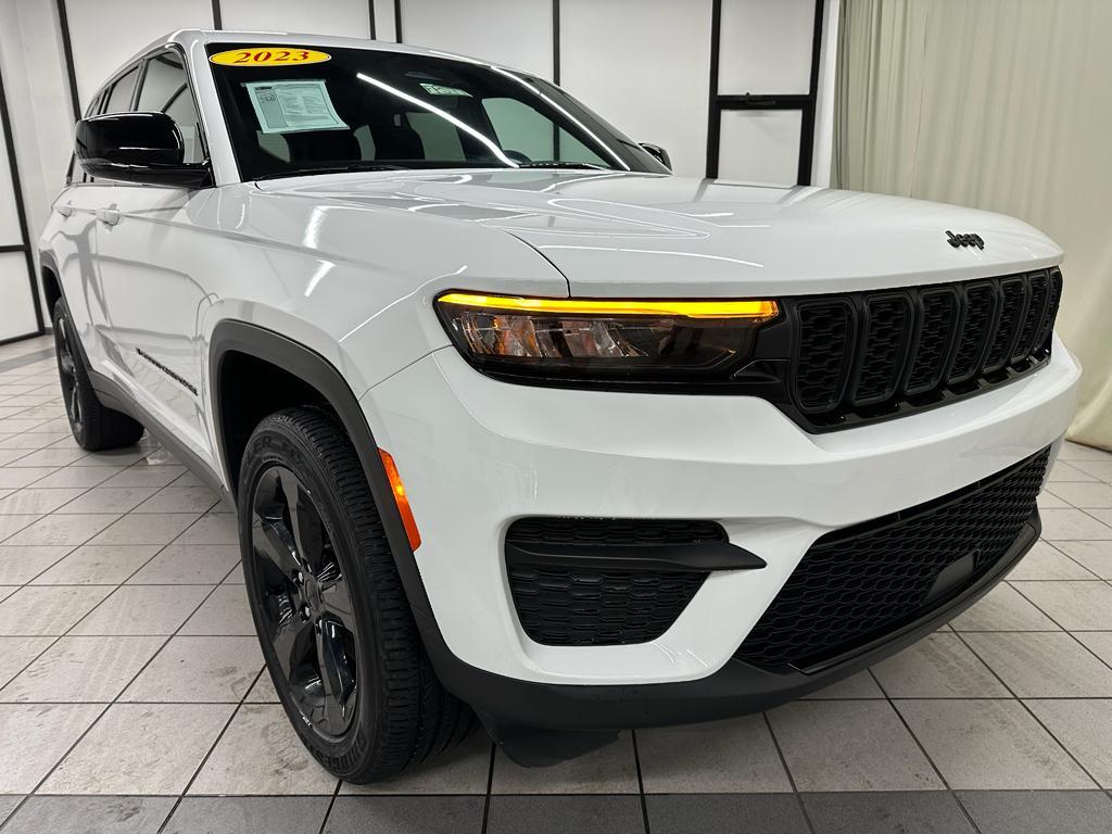 used 2023 Jeep Grand Cherokee car, priced at $32,588